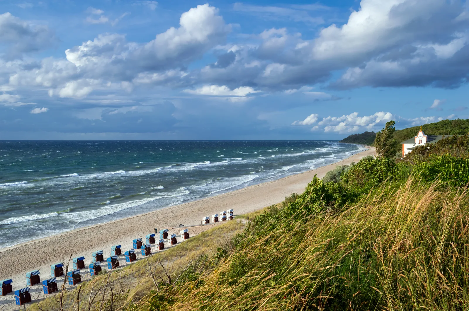 The Baltic Sea coastline at Rerik. — Photo: Radomianin / Wikimedia Commons (CC BY-SA 4.0)