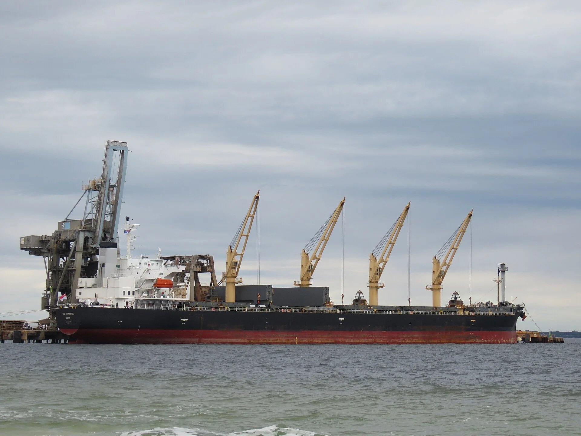 A bulk carrier at sea, 2021. File photo — it does not depict the October 2026 attacks and is not the Alfa Watan or the Able.