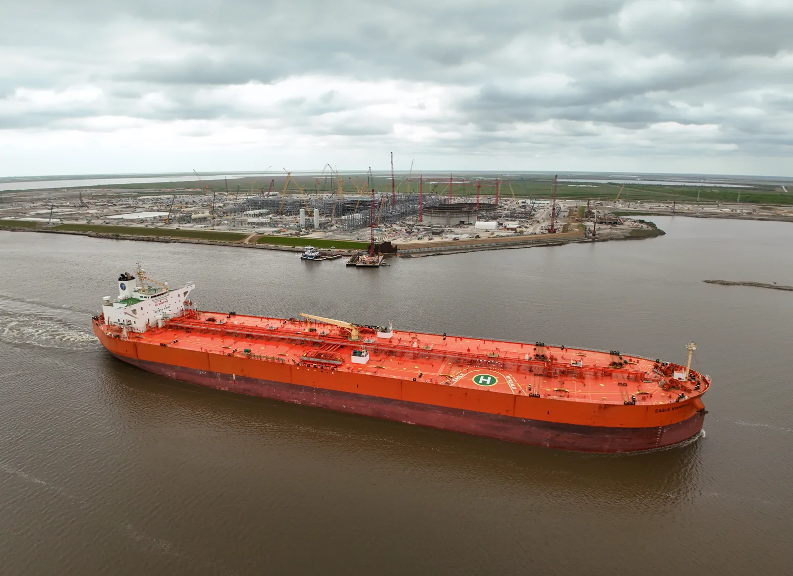A crude oil tanker at sea (file photo). This photo does not depict the reported incidents.