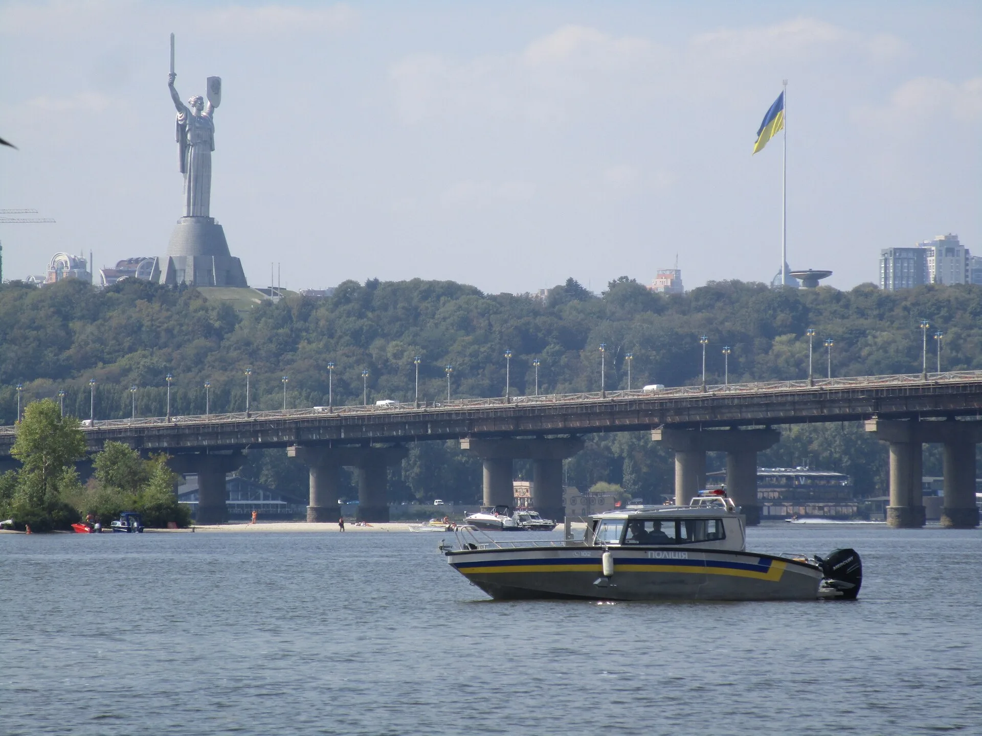 The Motherland monument and the Paton Bridge over the Dnipro River in Kyiv, Ukraine (file photo). Kyiv says Russian strikes have become deadlier as US-supplied warning and satellite support has faltered. This photo does not depict any event reported in this article.