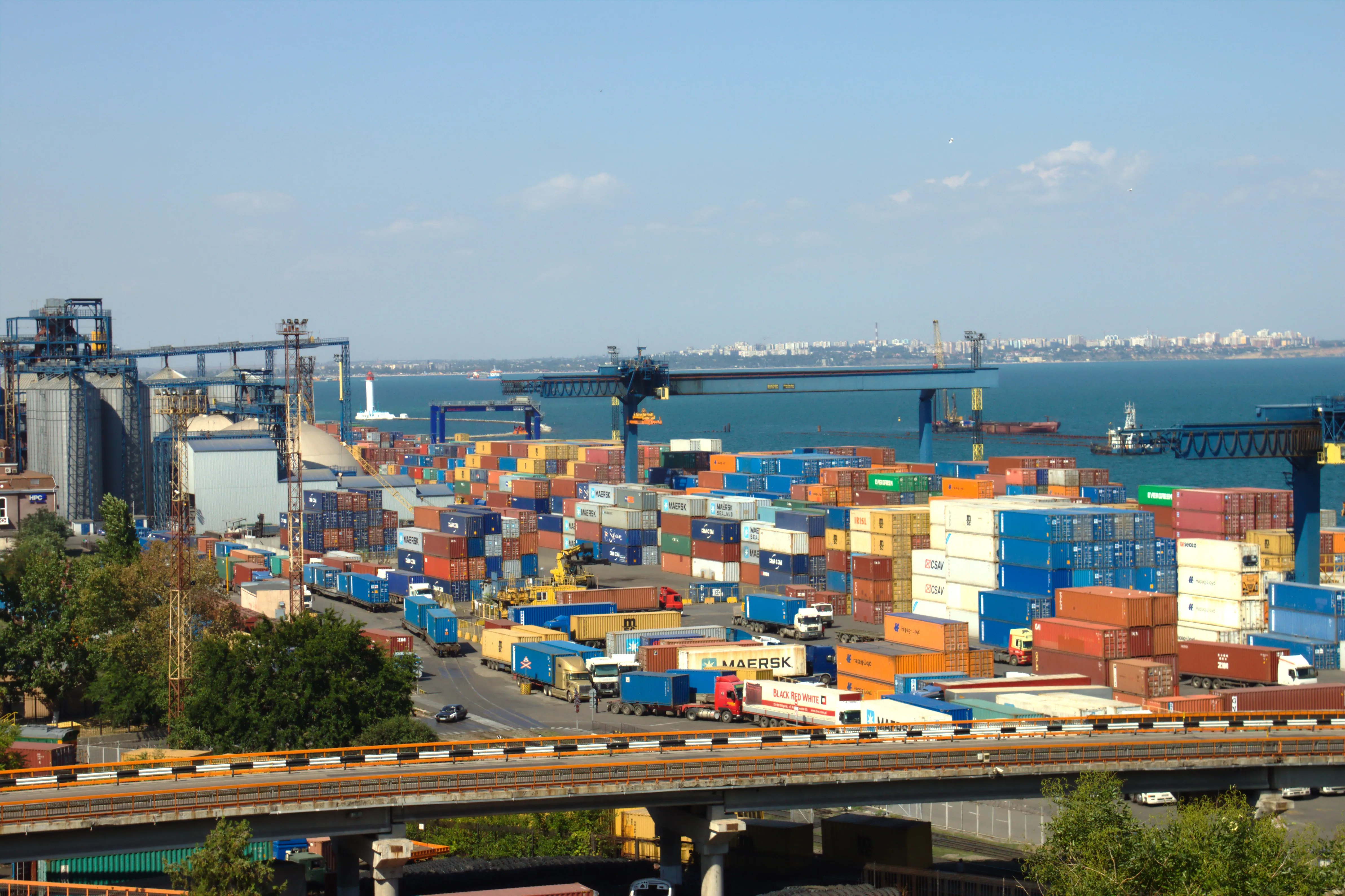 Container cranes at the port of Odesa, photographed in 2011. Archive photo — it does not depict the October 5, 2026 strikes described in this article.