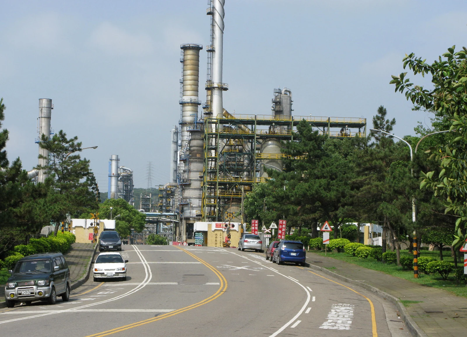 The CPC oil refinery at Gueishan, Taiwan (archive photo, 2008). This photo does not depict the Omsk refinery or the October 2026 strike.