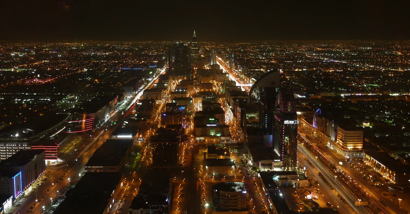 Riyadh at night (archive photo). This photo does not depict the events described in this article.