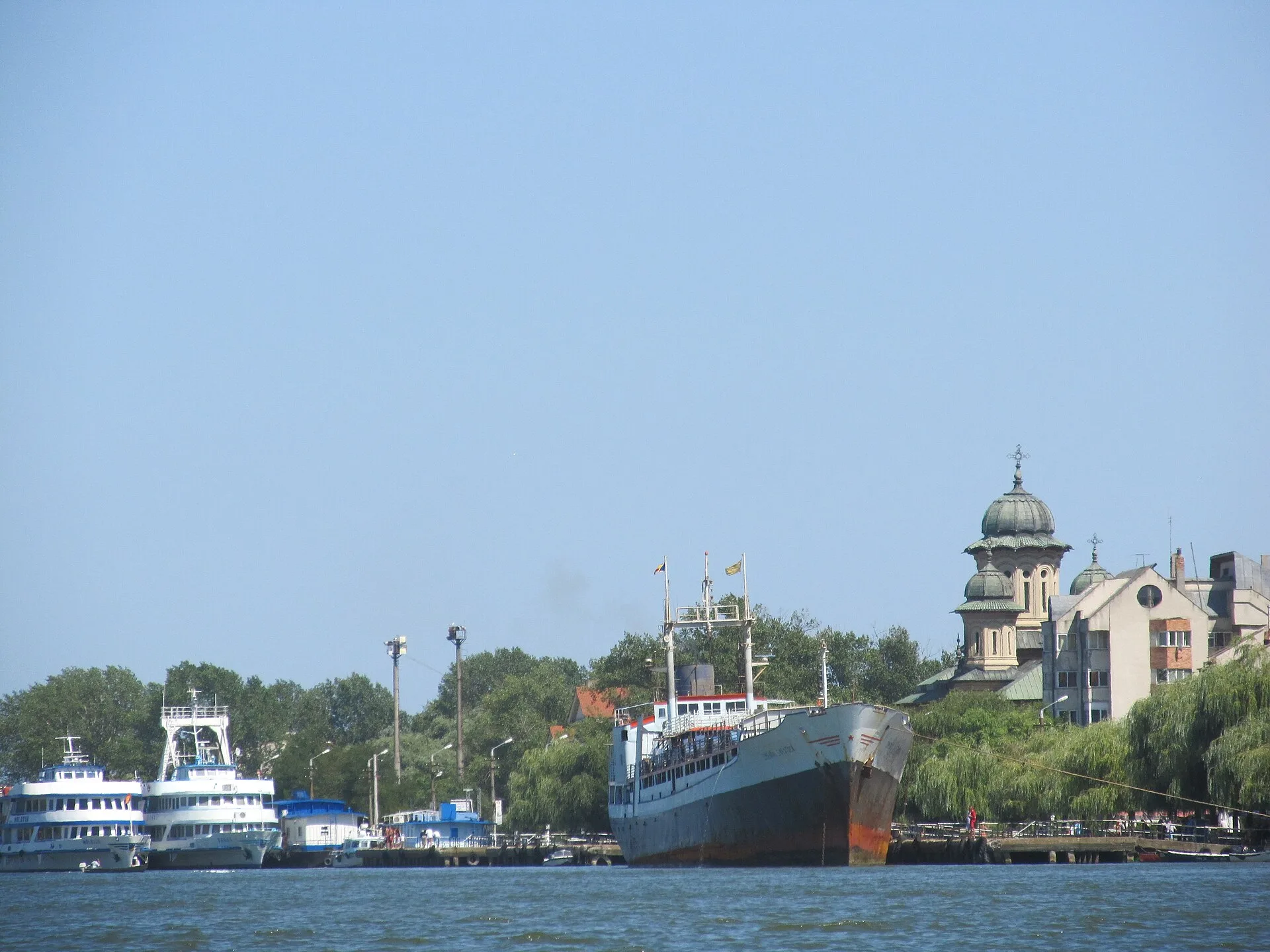 Ships moored on the Danube at Sulina, Romania, near the mouth of the Sulina Canal (file photo). This photo does not depict either vessel or any event reported in this article.