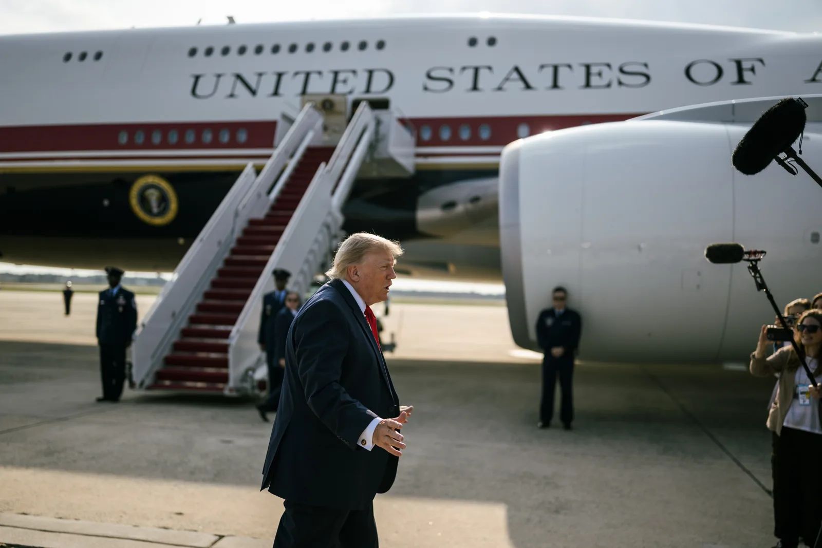 President Donald Trump speaks with members of the media before boarding Air Force One at Joint Base Andrews, Maryland (file photo, July 1, 2026). Trump made the remarks reported here to a reporter before boarding Air Force One at the same base on Wednesday night. This photo does not depict the remarks reported in this article.