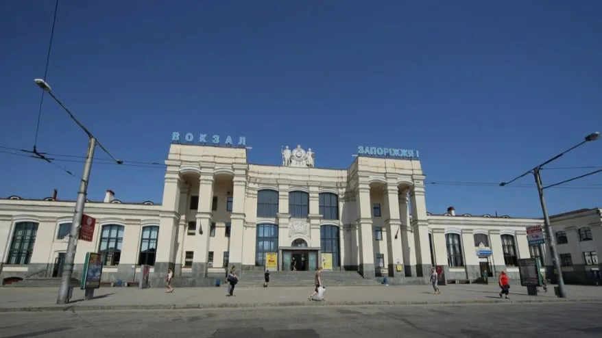 Zaporizhzhia's main railway station (2021 file photo). This photo does not depict the reported strikes.